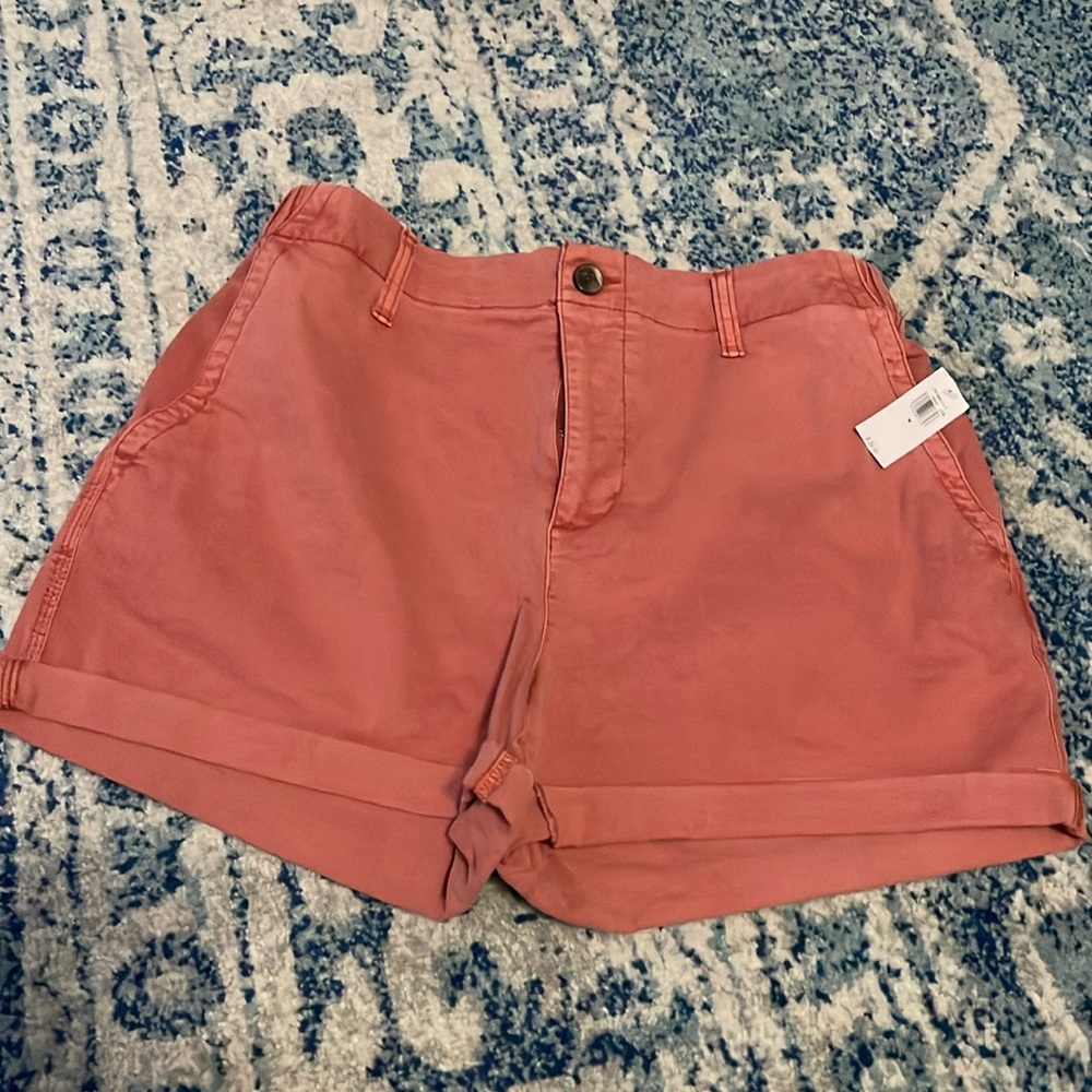 NWT old navy shorts M